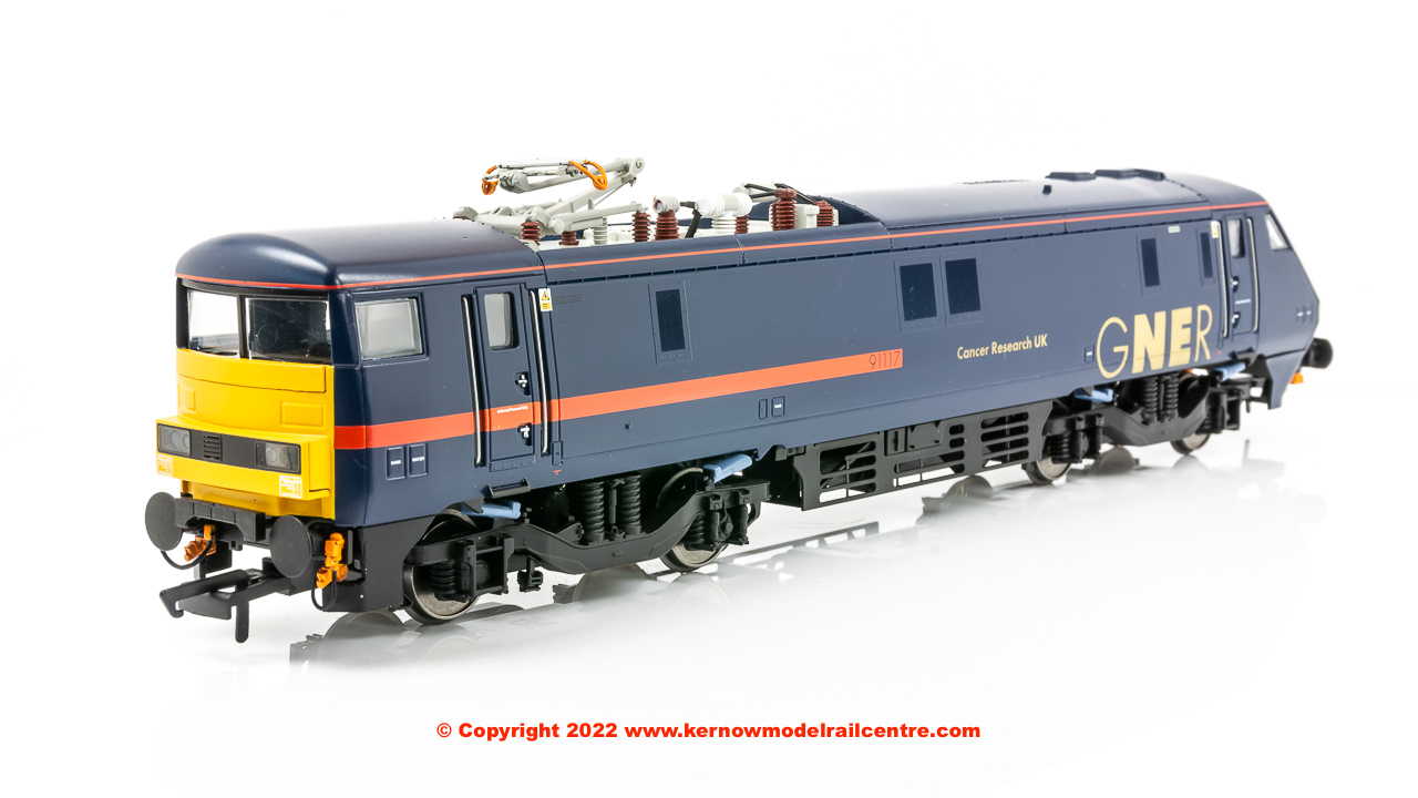 R3893 Hornby Class 91 Bo-Bo Electric Locomotive number 91 117 "Cancer Research UK" in GNER Blue livery